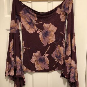 Off-shoulder Bell Sleeve top